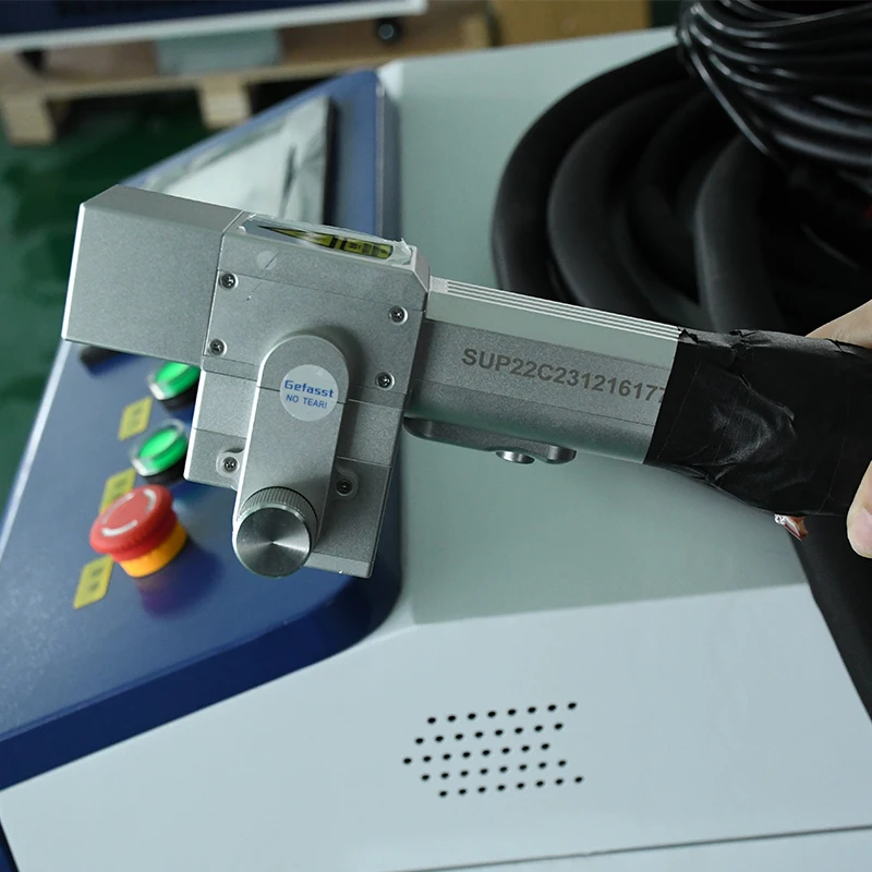 SUP22C Handheld Laser Cleaning - đánh giá và giá Industrial Laser Removal Machine